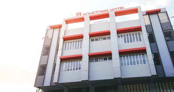 Bên ngoài Hometown Hotel Makati Edsa