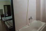 Toilet Kamar Thinh Van Hotel