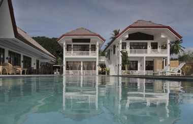 Kolam Renang 2 Sea Dream Resorts