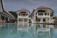 Kolam Renang Sea Dream Resorts