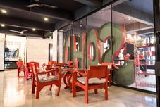 機能ホール So Hostel