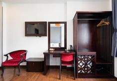 Bedroom 5 A&A Toronto Hotel