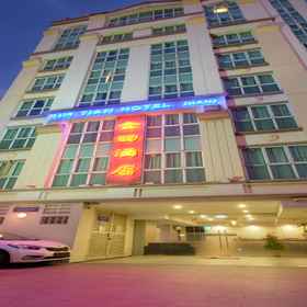 Exterior / Building 1 Kim Tian Hotel (Han), Tocha Bistro | Alfresco Dining, Bar & Grill Hotels