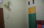 Kamar Tidur 7 Value Room near ITERA at Homestay Bu Titi (LUC)