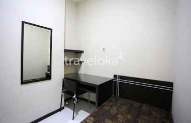 ห้องนอน 2 Single Room near Ciumbuleuit at Three Brothers Homestay (WIL)