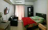 Bedroom 6 Comfy Room at Serpong Greenview Apartment