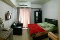 Bedroom Comfy Room at Serpong Greenview Apartment