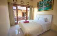 Kamar Tidur 3 Bali Surf House Canggu 1