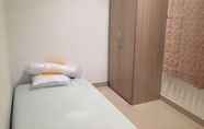 Kamar Tidur 4 Single Room at Gading Elok Timur near MKG Mall (KG2)