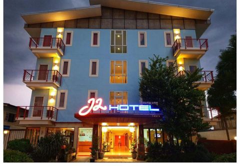 ภายนอกอาคาร J2 Hotel