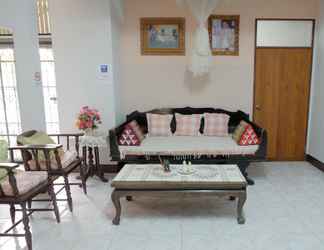 Lobi 2 BAANRAPEEPONG BOUTIQUE HOTEL