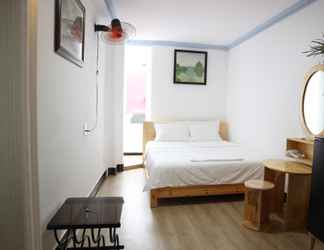Bedroom 2 Loan Vo Hostel