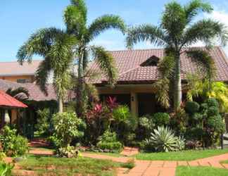 Bên ngoài 2 G and E Garden Pavillion and La Verandah