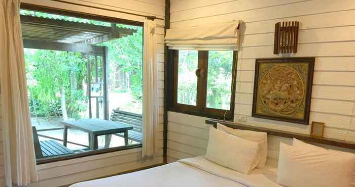 Bedroom Pang Mai Resort