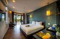 Phòng ngủ Serene River Villa