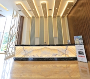 Lobby 2 Luminor Hotel Jambi Kebun Jeruk By WH