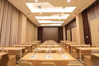 Functional Hall Luminor Hotel Jambi Kebun Jeruk By WH