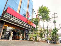 Hotel Setrasari Bandung, THB 715.21
