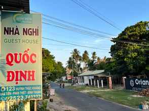 Bên ngoài 4 Quoc Dinh Guesthouse