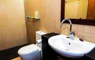 Toilet Kamar 3 Nui Bay Sunset Villa 4