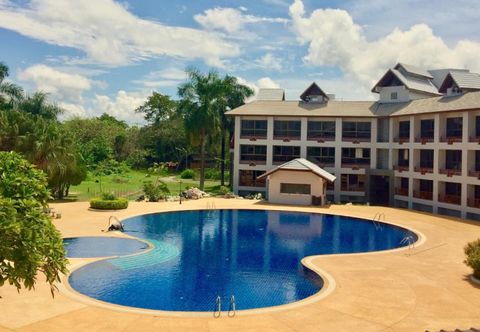 Swimming Pool The Impress Nan Hotel