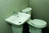 Toilet Kamar Red C Residences