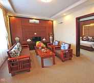 Bedroom 7 Duy Tan Hotel Vinh