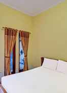 BEDROOM OYO 91738 Ciung Wanara Guest House