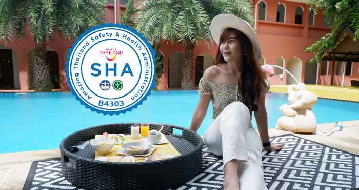 สระว่ายน้ำ Thada Chateau Hotel (SHA Certified)