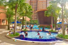 スイミングプール Makam Suite @ Times Square