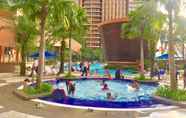 Swimming Pool 4 Makam Suite @ Times Square