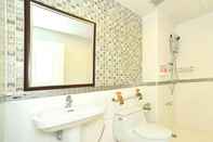 In-room Bathroom Parvena Hotel