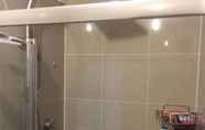 In-room Bathroom 7 Comfy Condo At Grass Residences