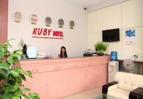 Lobi Ruby Hotel