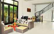 Lobi 4 Bi's House Homestay 