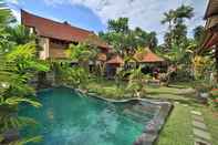 Swimming Pool Sanur Bed & Brunch