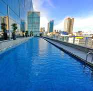 Kolam Renang 3 Cayden Riverfront Residences