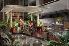 バー、カフェ、およびラウンジ Somerset Liang Court Singapore