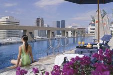 スイミングプール Somerset Bencoolen Singapore