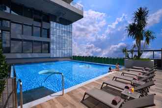 Swimming Pool 4 Genting Hotel Jurong