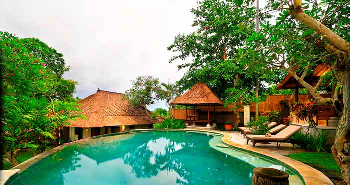 Swimming Pool Baliana Villa Canggu