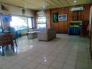 Lobi 4 Hotel Pantai Merak