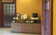 ร้านอาหาร 2 J Town Serviced Apartments & Hotel