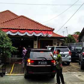 Guest House 51 1, Hotel Perumahan Graha Tirta Utama