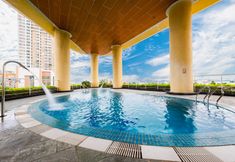 Swimming Pool 6 Muong Thanh Grand Ha Long