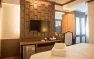 Kamar Tidur 4 The Wing Lanna Hotel