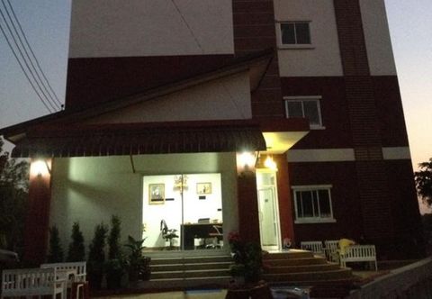ภายนอกอาคาร Dentara Grand