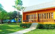 Exterior 2 Doembang Villa Suphanburi