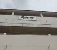 Bangunan 3 Somjit House