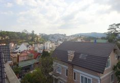 Atraksi di Area Sekitar 5 Blue Sky Homestay Dalat